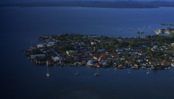 Panama City – Bocas del Toro regular daily flights