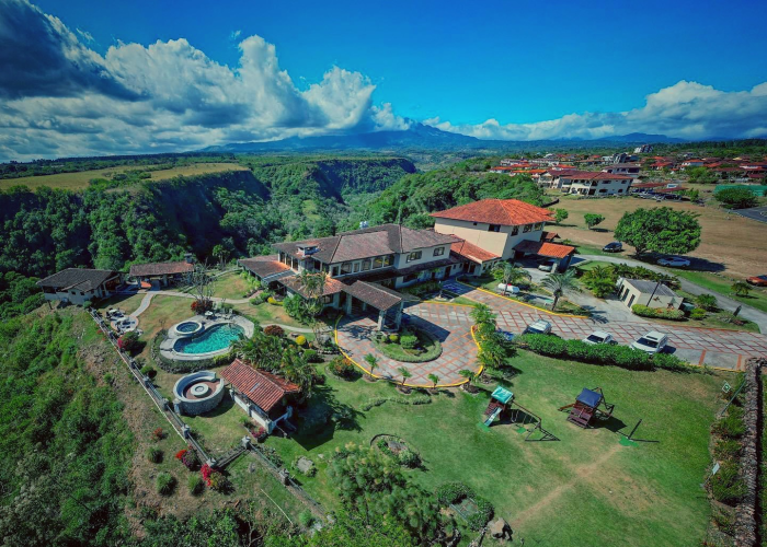 featured image for Hacienda Los Molinos