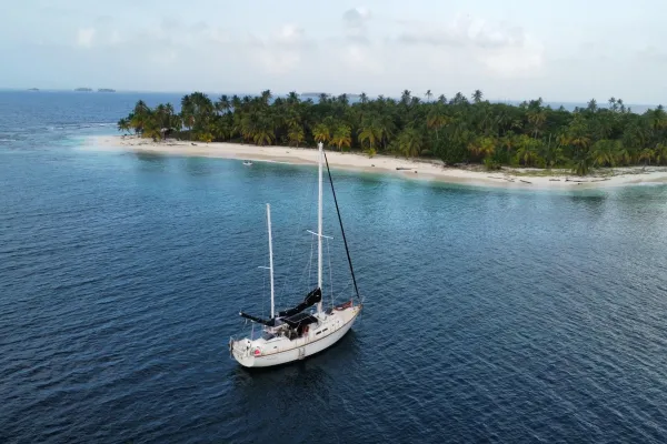 San Blas Archipelago:  how to get there and enjoy the most of it.