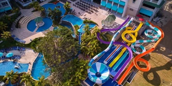Gran Evenia Bijao – Day Pass