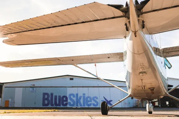 Book an airline flight to Panama’s most popular destinations