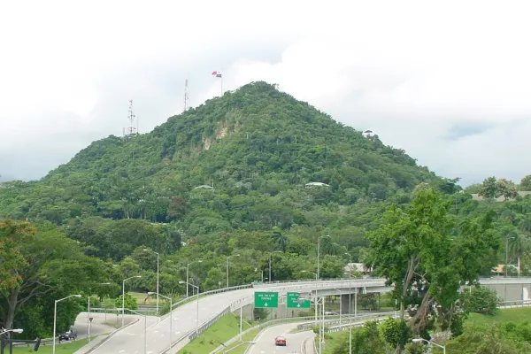 cerro ancón